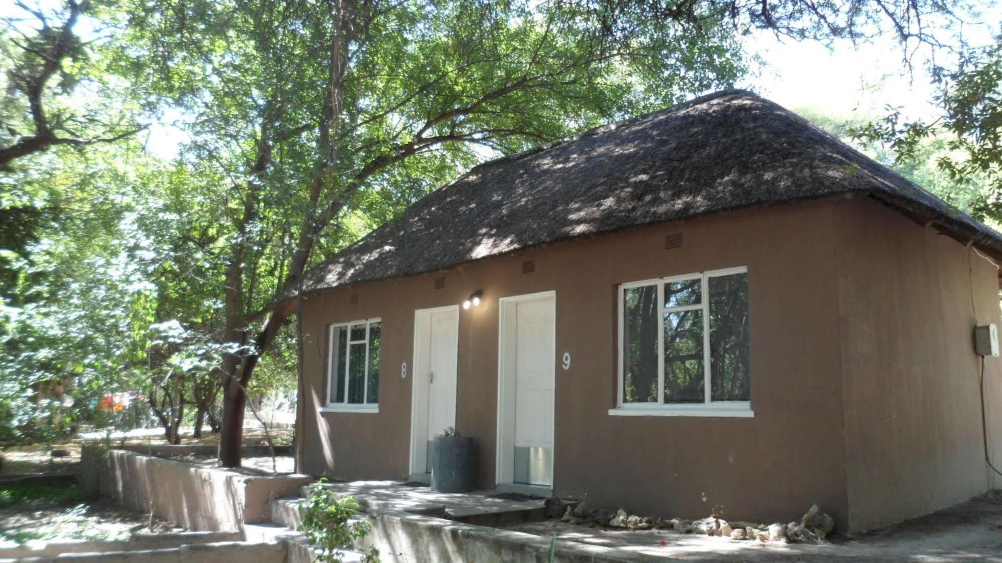 Okavango River Lodge ماون المظهر الخارجي الصورة