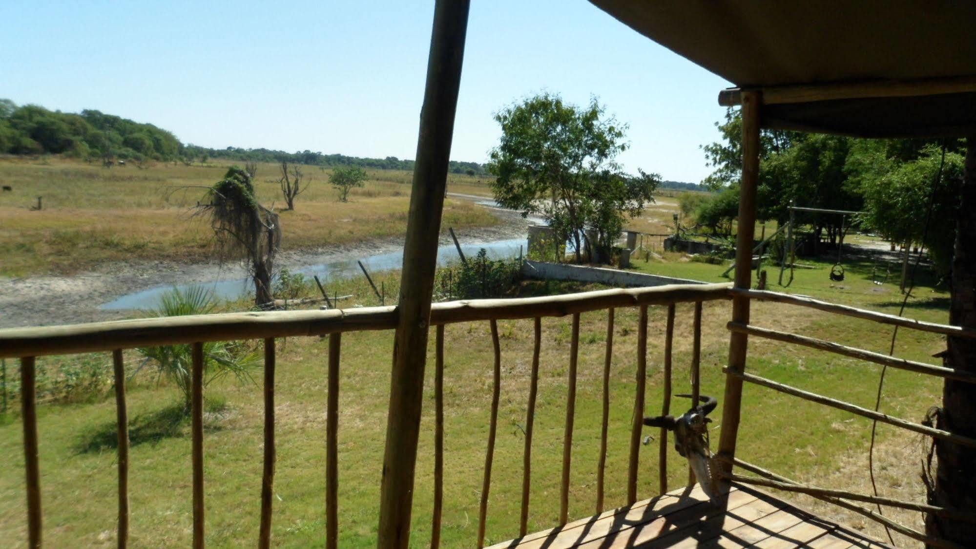 Okavango River Lodge ماون المظهر الخارجي الصورة