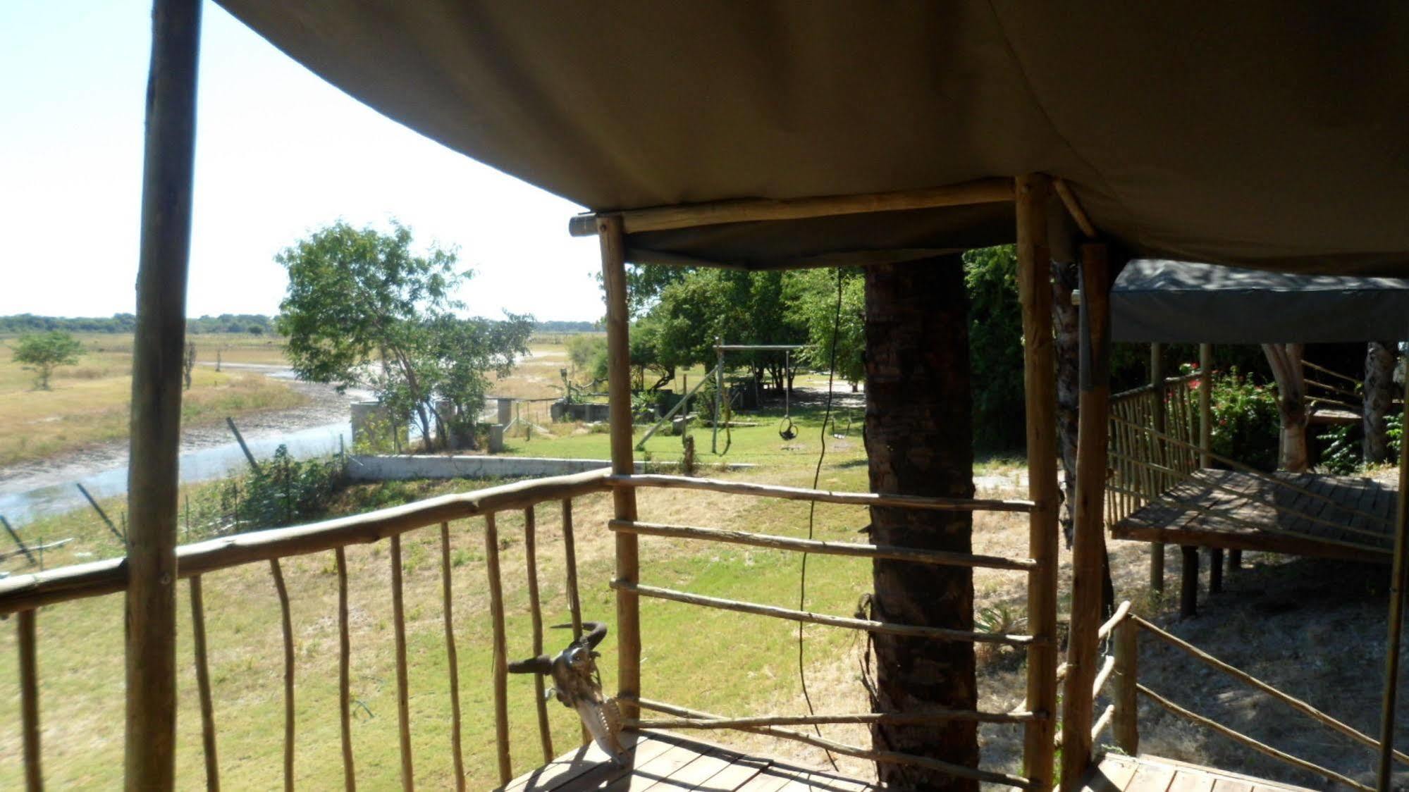 Okavango River Lodge ماون المظهر الخارجي الصورة